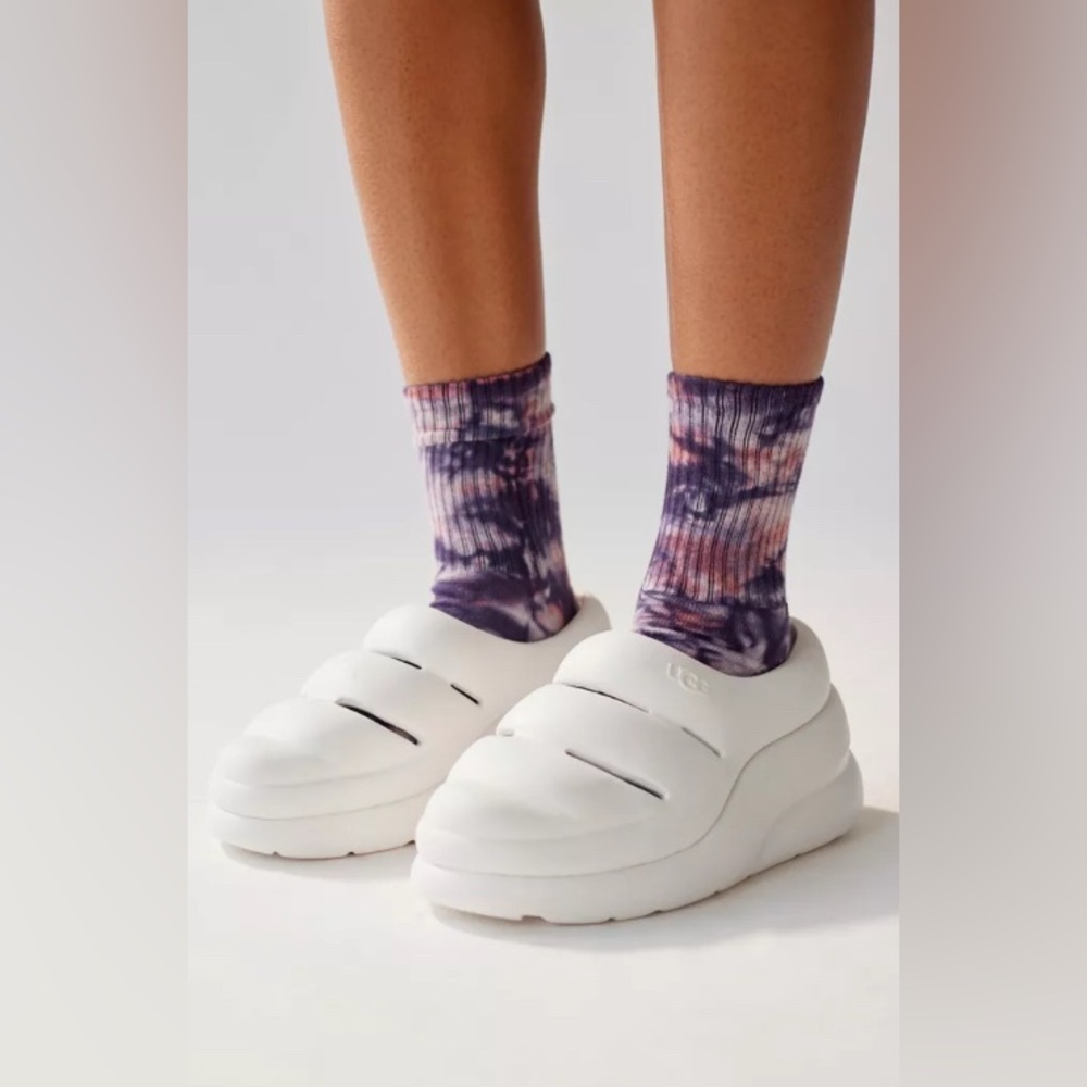 NWT UGG women’s Yeah clog gorpcore platform loungewear casual size 8/EU 39